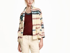 Palvin Barbara és Axente Vanessa együtt az H&M katalógusában