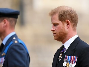 Harry herceg nagyon megalázó helyzet előtt áll Károly király koronázásán