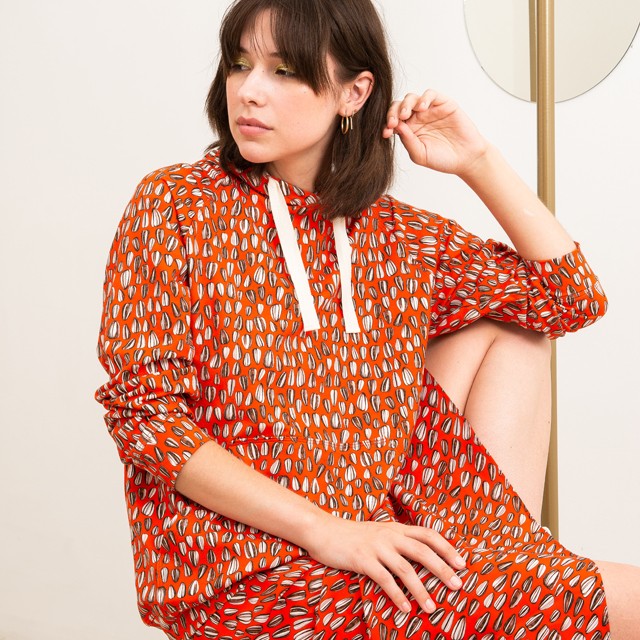 Saját emlékek, magyar ékességek: Tomcsányi Dóri textiljei egyedülállóak a hazai divatvilágban