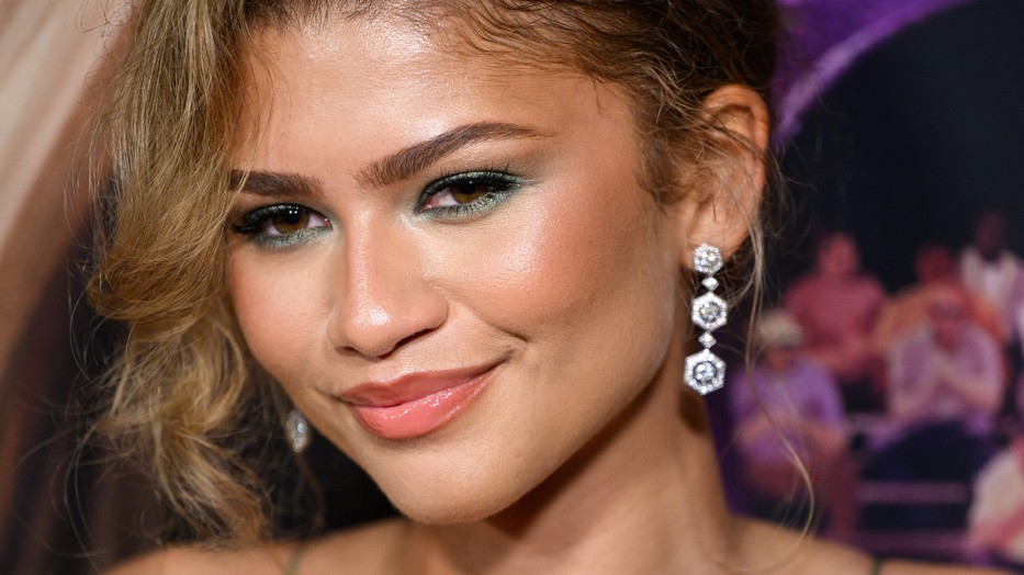 Zendaya meztelenszoknyája a legrendibb darab, amit ma látni fogsz
