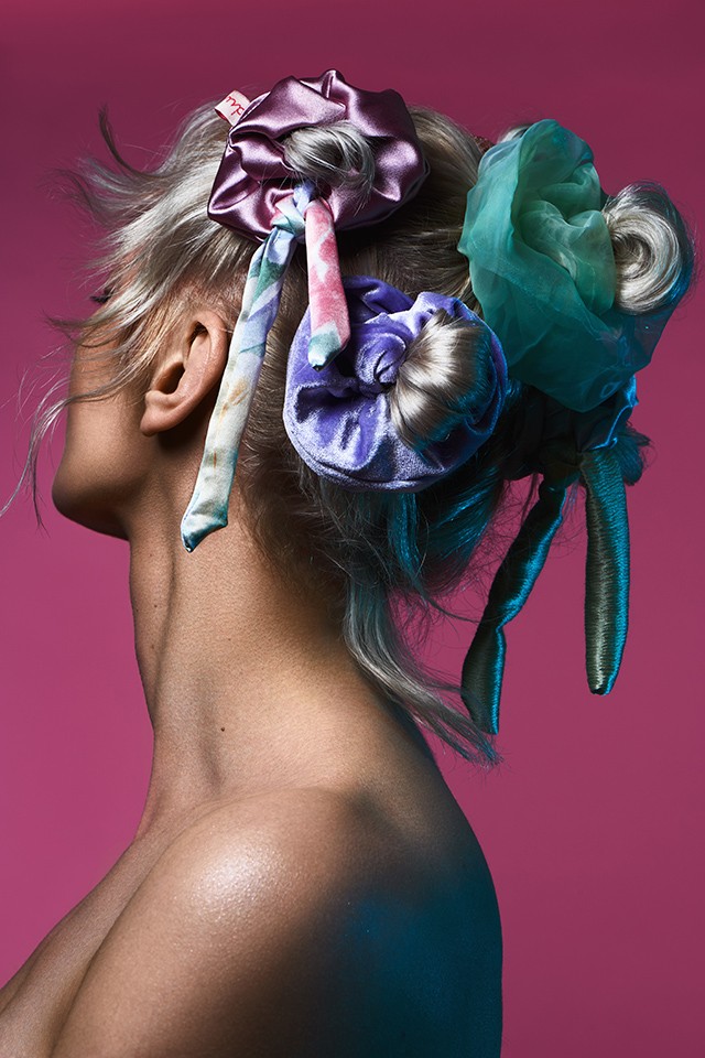 Hogyan legyél karanténkirálynő? 3+1 hajápolási tipp az otthoni időszakra