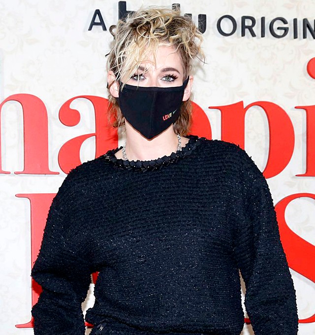 Kristen Stewart bebizonyította, hogy egy ilyen egyszerű szett is megállja a helyét a vörös szőnyegen