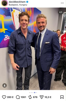 A meccs előtt a The Killers adott rövid koncertet, David Beckham pedig lőtt egy fotót a frontember Brandon Flowersszel