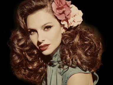 Zséda és Kökény Attila megidézik a Casablancát új közös klipjükben