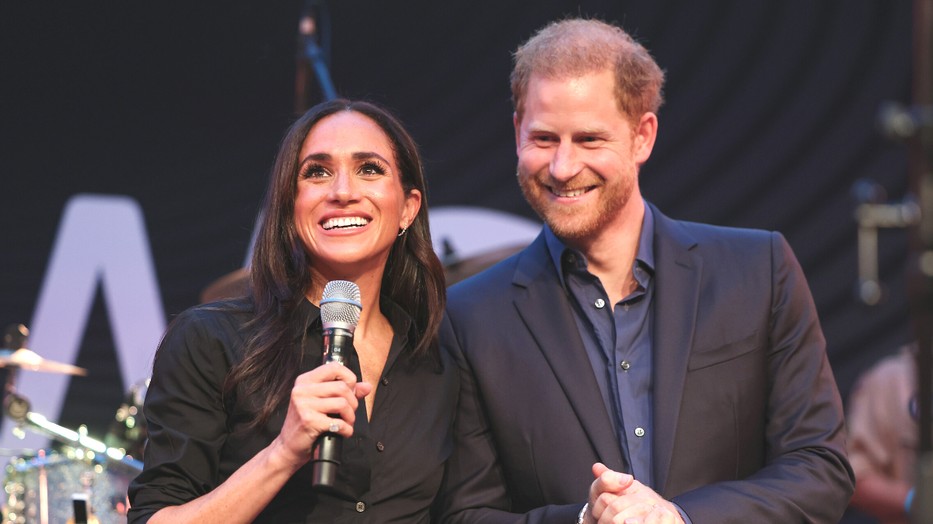 Harry herceg és Meghan Markle nemes célból jelentek meg a partin