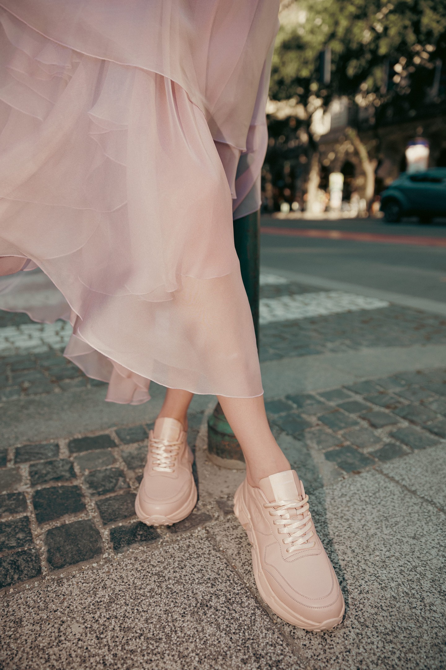 A BATZ X DAALARNA sneaker kollekció nude árnyalata nagy kedvenc, tökéletes választás minden alkalomra