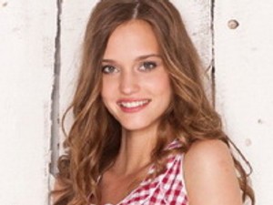 Szikszai Johanna a Devergo arca