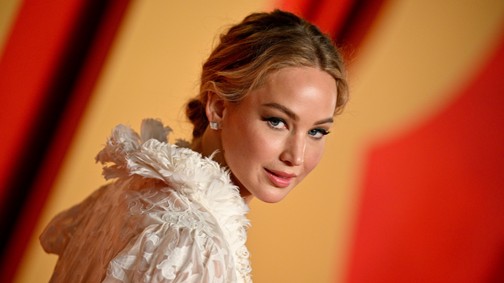 Testhezálló ruhában mutatta meg babapocakját Jennifer Lawrence: álomszép kismama a színésznő