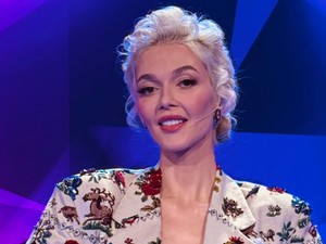 Herceg Erika nadrág nélkül tündökölt a Megasztárban, mélyen dekoltált body-ban keltett hatalmas feltűnést