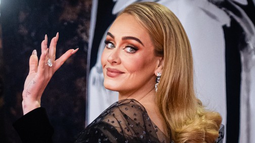 Adele elzokogta magát a koncertjén és nyomós oka volt rá