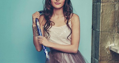 Az új Disney-sorozat üdvöskéje nagyon belevaló csaj!