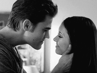 Ma új felfedezések várnak a szerelem és a szex terén - Egymondatos horoszkóp - augusztus 15. szombat