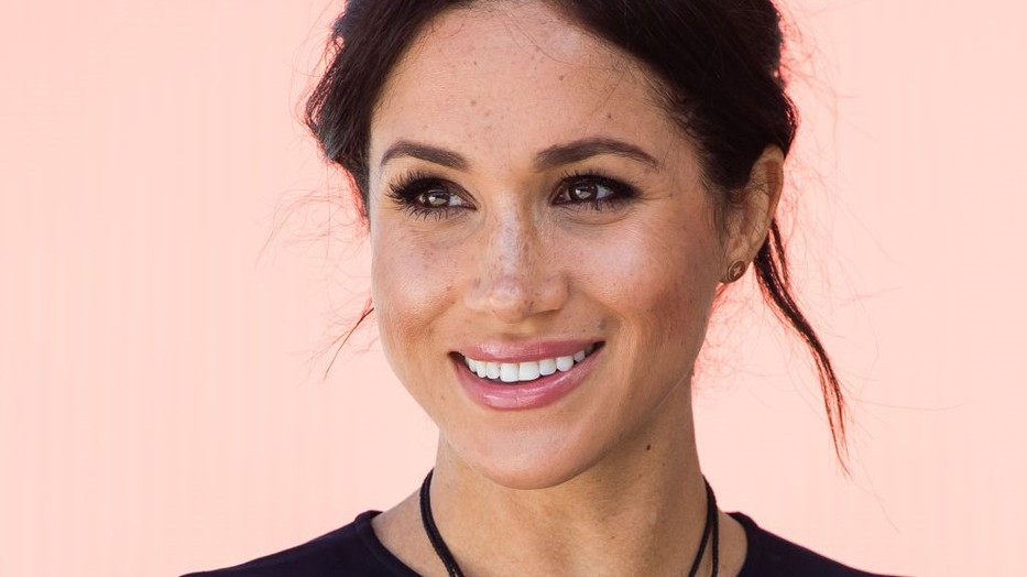 Meghan Markle kisruháját mi is elfogadnánk nyárra