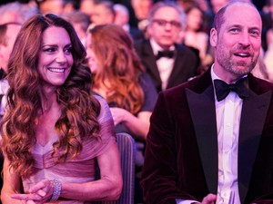 Szájról olvasó leplezte le Katalin hercegné és Vilmos herceg beszélgetését, erre figyelmeztette feleségét a trónörökös