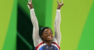 Ilyen elképesztő hasak vannak a tornadressz alatt!