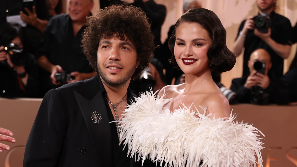 Selena Gomez és Benny Blanco csókolózós fotójába te is belepirulsz, csak úgy tombol közöttük a kémia