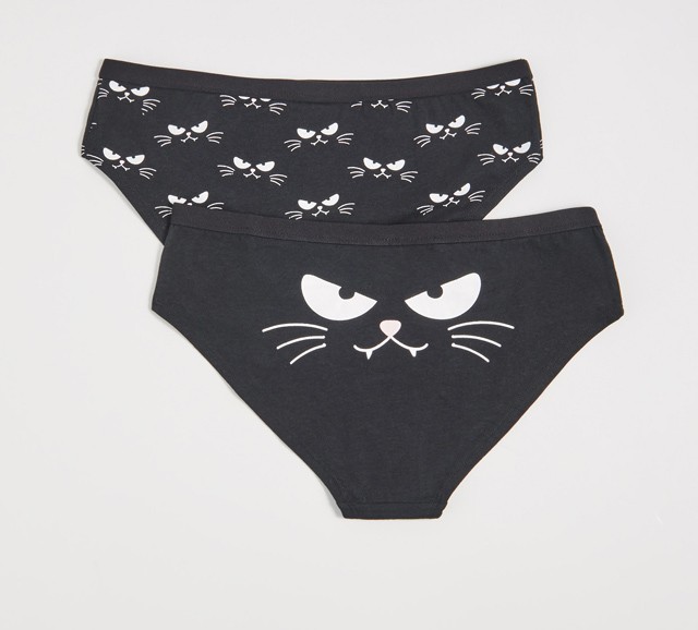 Vámpírmacskás bugyi - Sinsay - 1295 Ft