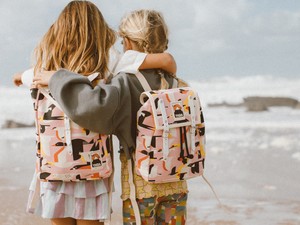 Veszélyeztetett madarak ihlették a magyar márka, az Ykra varázslatos táskáit