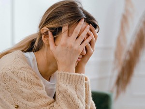 „Megszületett a babám, és én képtelen voltam örülni neki” - Ezerből egy nőt érint a posztpartum pszichózis