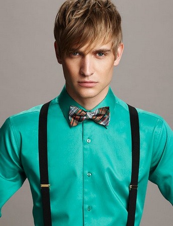 Miután a Prada egykori modelljét nyilvános részegségért és rendzavarásértletartóztatták, Nick Snider felajánlotta az arkansasi rendőröknek, hogy - szabadulásáért cserébe - orális örömökben részesíti őket. A Nick elleni vádak listájára ezután a közalkalmazottak illegális befolyásolása is felkerült.