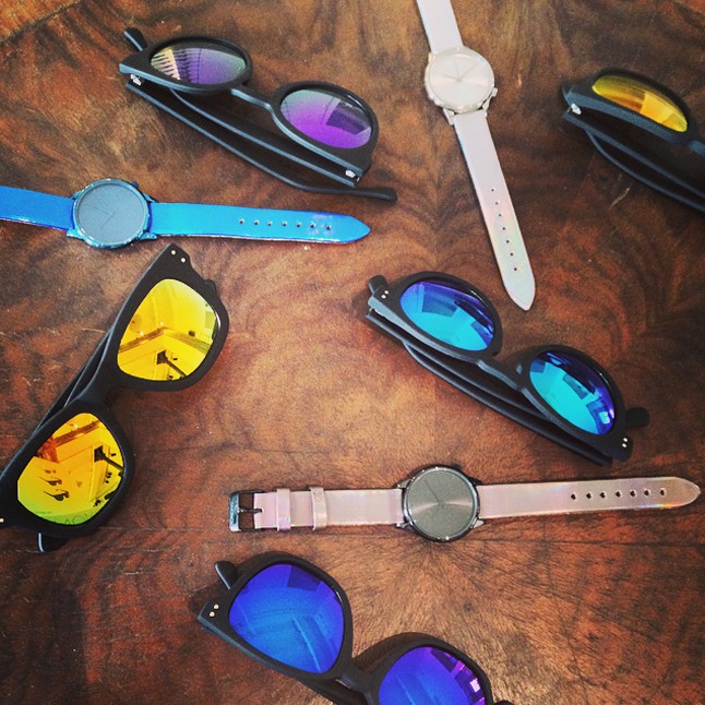 Hologramos csillogás: Komono