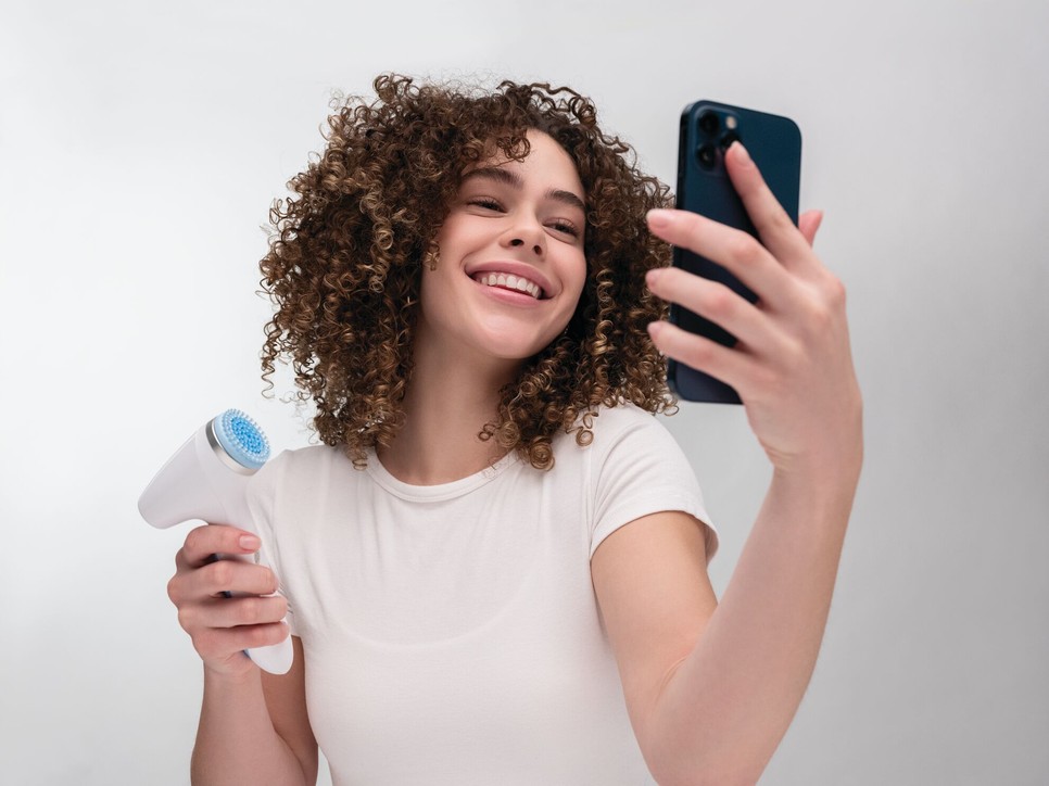 2-blemish-serum-blemish-serum-lumispa-io-device