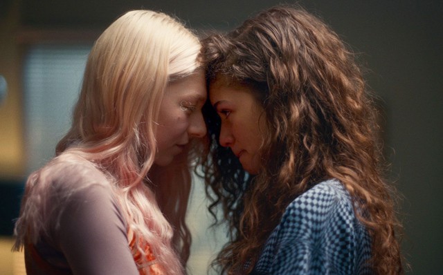 Egész júniusban esni fog, szerencse, hogy zseniális dolgok jönnek az HBO-n