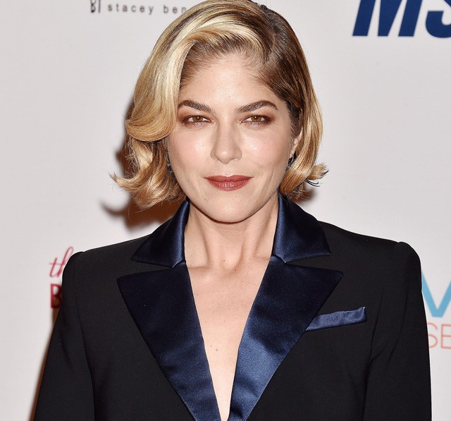 Selma Blair megható fotóval tudatta, nem adja fel és küzd betegsége ellen