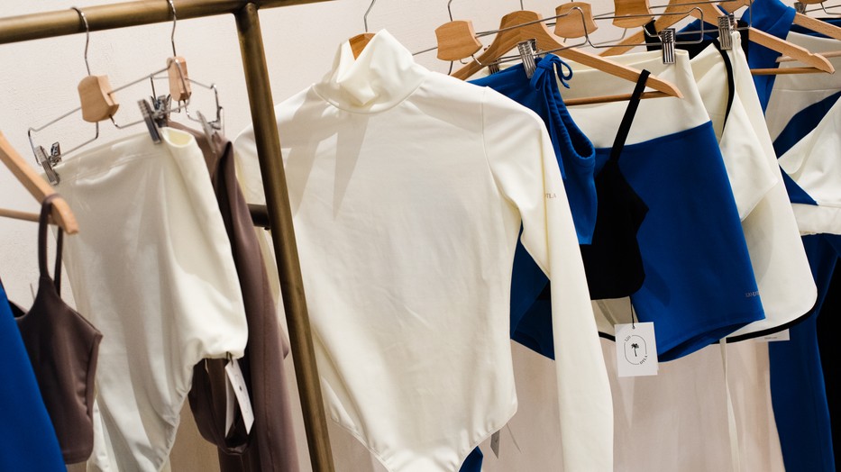 Egy egyszerű edzőruhából sokkal többet ki lehet hozni, mint azt gondolnánk