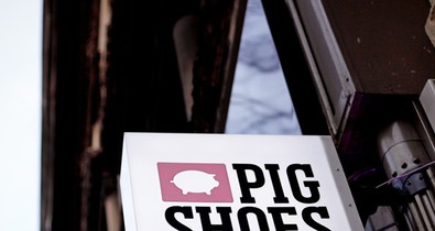 Betoppant a nagy sneaker bolt