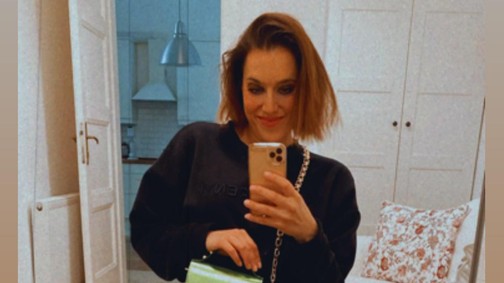 Kukkants be Pálmai Anna színésznő gardróbjába!