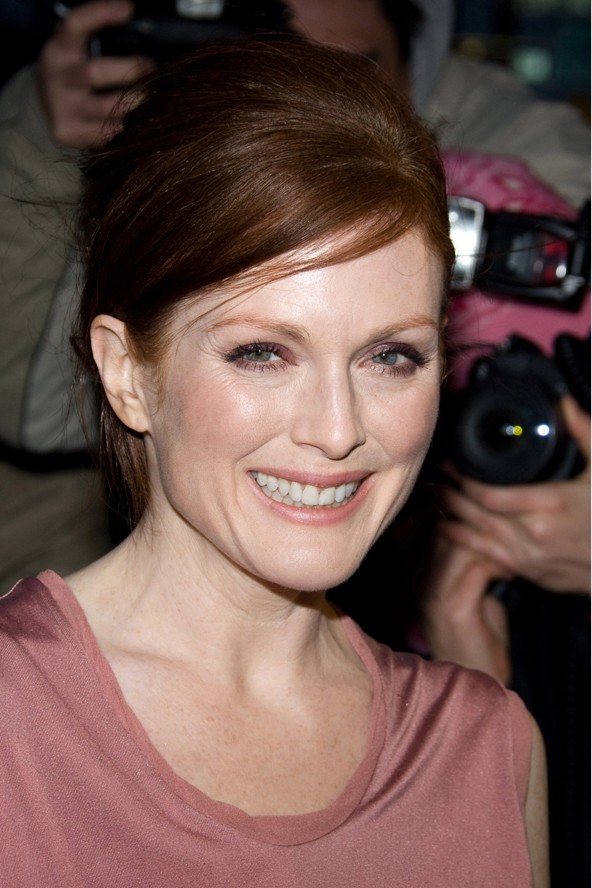 Frizurák és hajstílusok a sztároktól, amit bevethetsz az esküvődön is