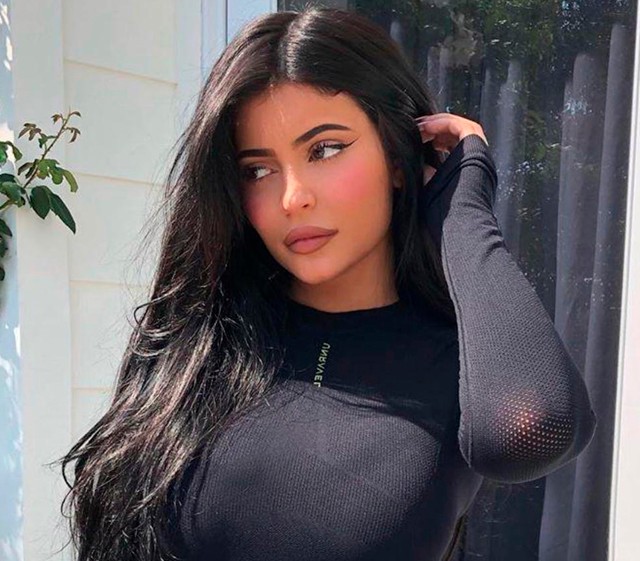 Kylie Jenner viselte a legerotikusabb halloweeni jelmezeket idén