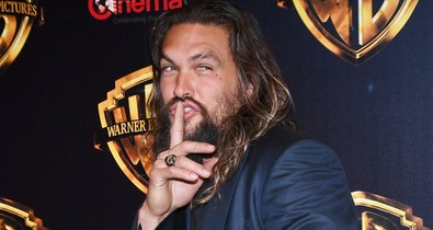 Vegyél egy nagy levegőt: Khal Drogo strandol