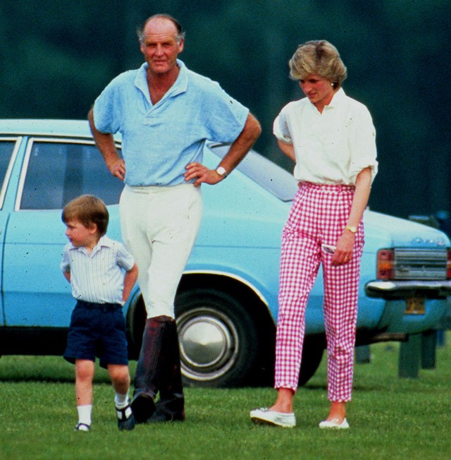 10 szett Diana hercegnétől, amit ha lekoppintasz, a legstílusosabb leszel