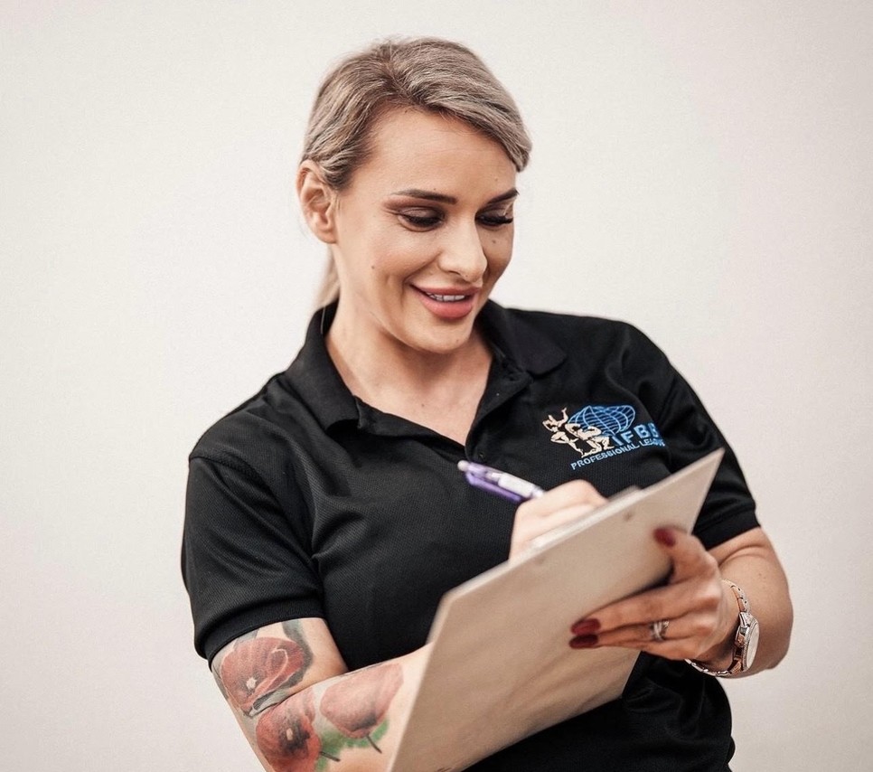 Kökény-Váradi Judit férjével vezeti a Vágom a centit Challenge-t