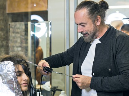 Bízd rá magad a fodrászodra és újulj meg fél óra alatt!