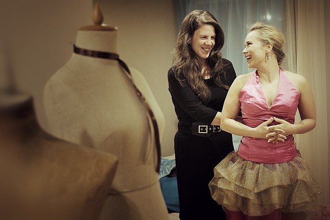 Vágó Zsuzsi kedvenc tervezőjének ruhájában