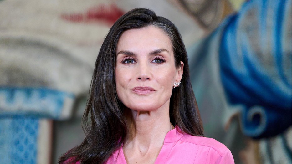 Letícia királyné káprázatosan festett, amikor családjával együtt a pápát fogadta