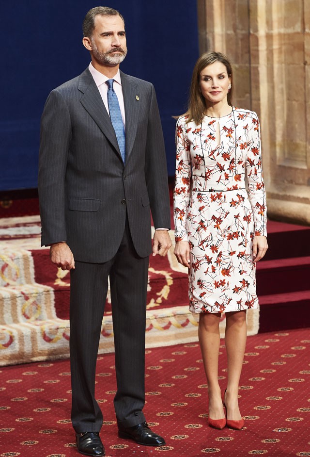 letícia királyné, spanyol királyné, kate middleton, alexander mcqueen