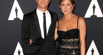Szakítás? Ugyan! Jennifer Aniston nem is lehetne szerelmesebb