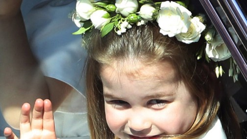 A kis Sarolta hercegnő prüszkölése a legédesebb dolog az esküvőről!