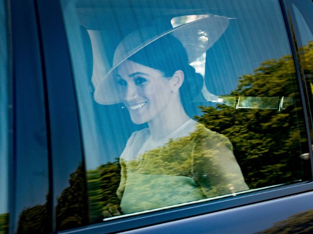 Döbbenet: ezért nem kell a királyi család tagjainak biztonsági övet használni