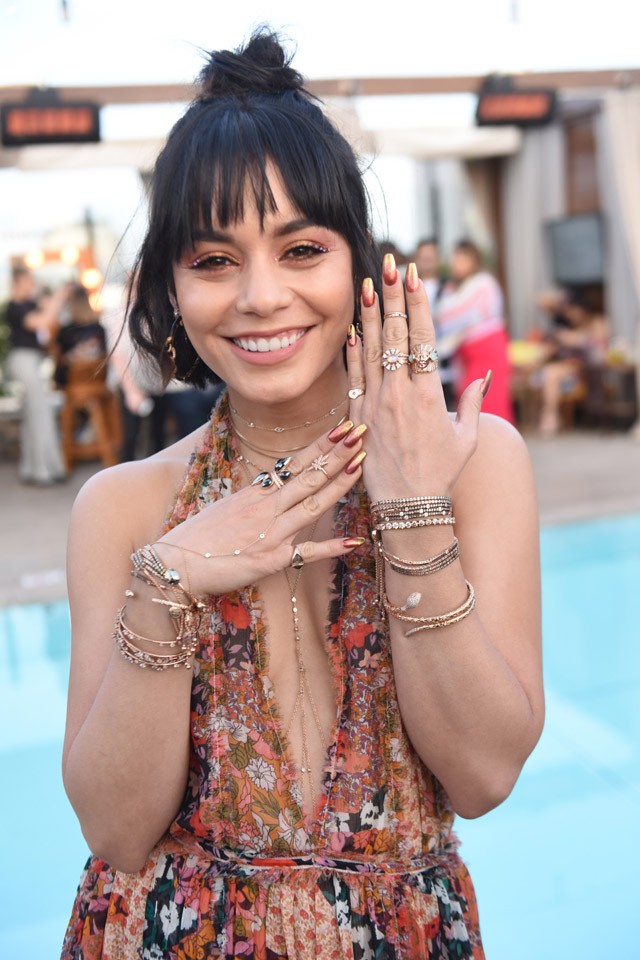 Vanessa Hudgens ékszerei 