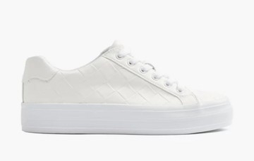 GRACELAND - DEICHMANN 9990 Ft