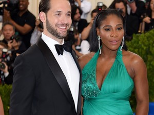 Megszületett Serena Williams kislánya!