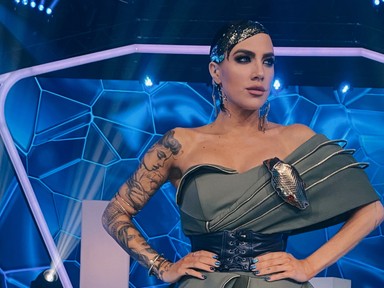 Tóth Gabi kígyóval a mellkasán üzent a Sztárban sztár leszek műsorában