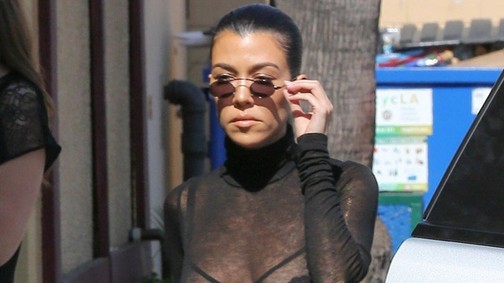 Kourtney Kardashian olyan szexi, hogy simán lekörözte Kimet!