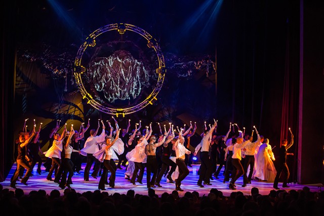 experidance, gyöngyhajú lány, factory, merlin, sissi, tánc, táncművész