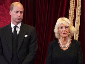 És tényleg megtette: Vilmos herceg elbocsátotta Kamilla királyné húgát